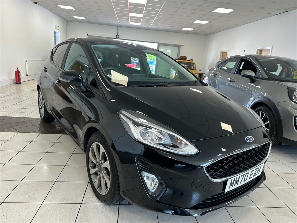 Ford Fiesta 1.1 L Trend Black #4