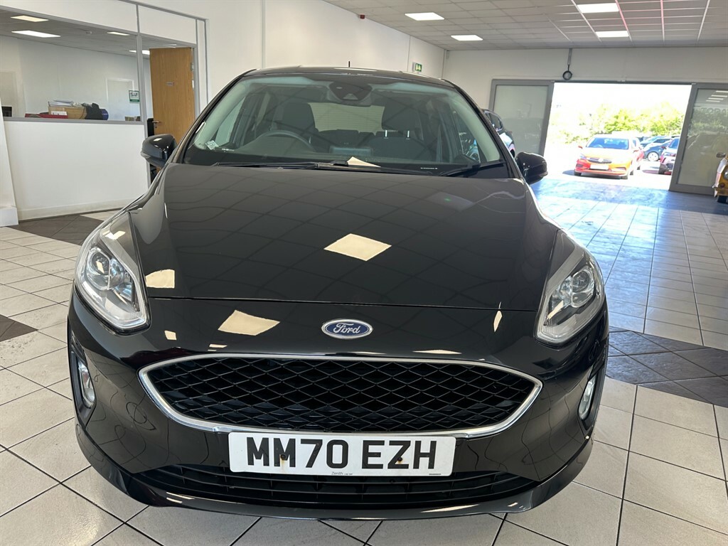 Ford Fiesta 1.1 L Trend Black #3