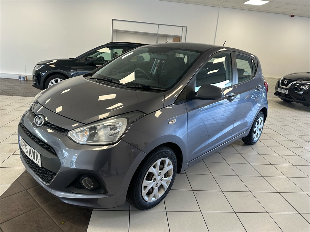 Hyundai I10 1.0 L Se Blue Drive DF16KWK #2