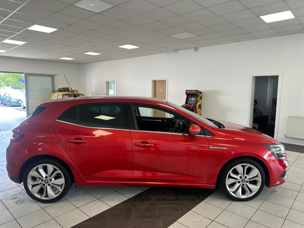 Renault Megane 1.6 L Signature Nav Dci KE66EKV Red #3