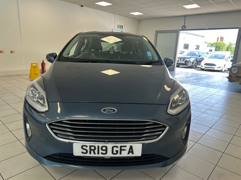 Ford Fiesta 1.1 L Zetec SR19GFA  #2