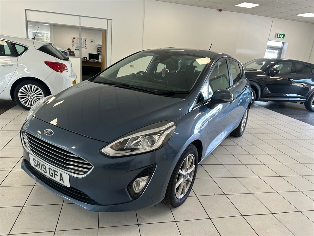Ford Fiesta 1.1 L Zetec SR19GFA  #3