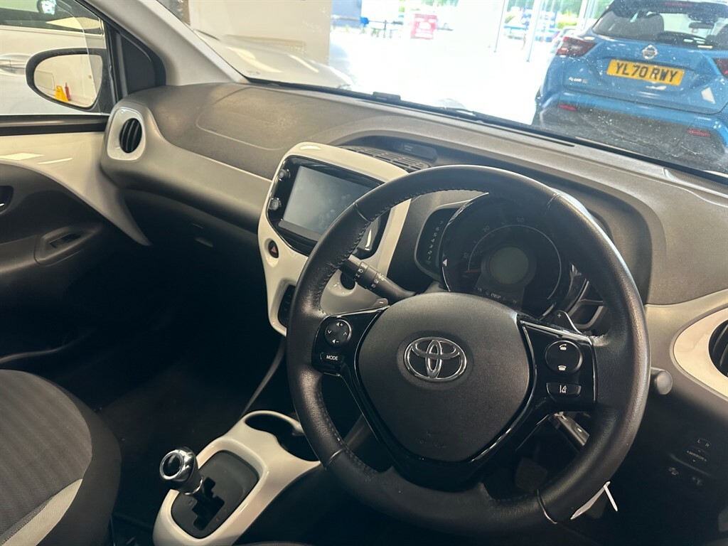 Toyota Aygo 1.0 L Vvt-i X-trend X-shift Tss CX20XKG  #5