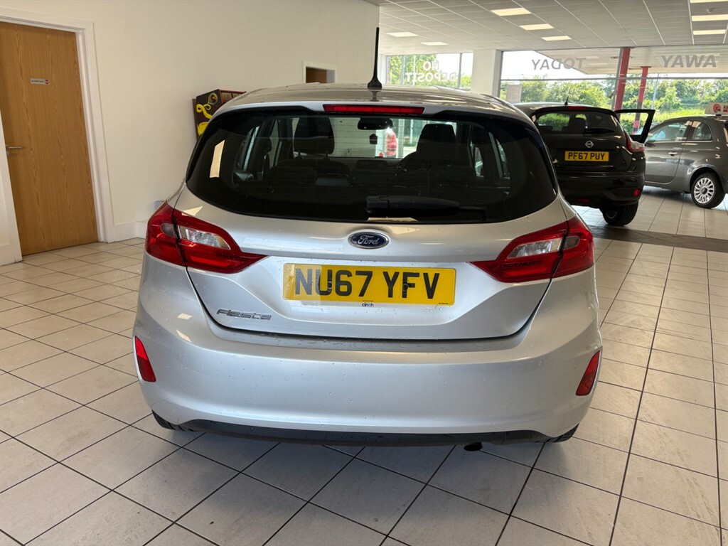 Ford Fiesta 1.1 L Zetec NU67YFV Silver #5