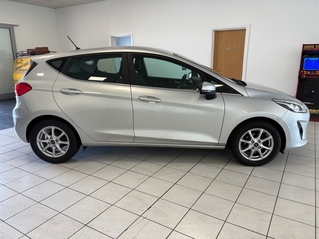 Ford Fiesta 1.1 L Zetec NU67YFV Silver #2