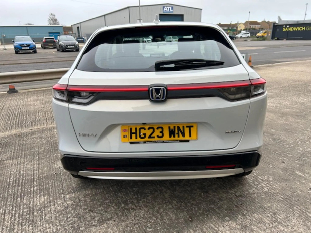 Honda Hr-V 1.5 H I-mmd Advance Suv Hybrid Cvt Euro HG23WNT White #4