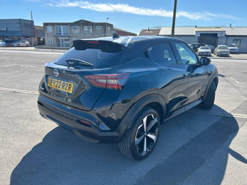Nissan Juke 1.0 Dig-t Tekna Suv Euro 6 Ss EY22RZR Black #3