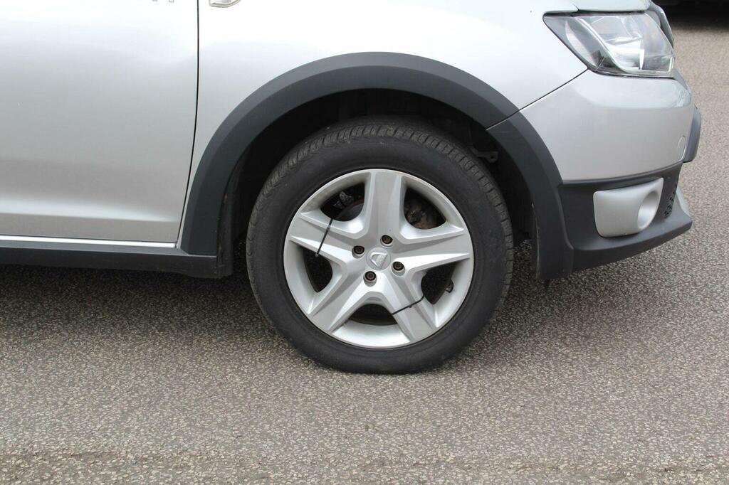Dacia Sandero Stepway Hatchback 1.5 Dci Ambiance Euro 6 Ss 2015 SY65UUV Silver #4