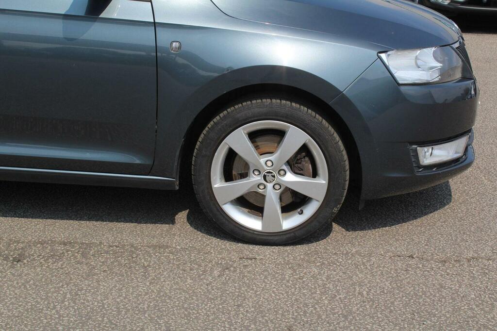 Skoda Rapid Spaceback Hatchback 1.2 Tsi Se Tech Euro 5 201515 Grey #4