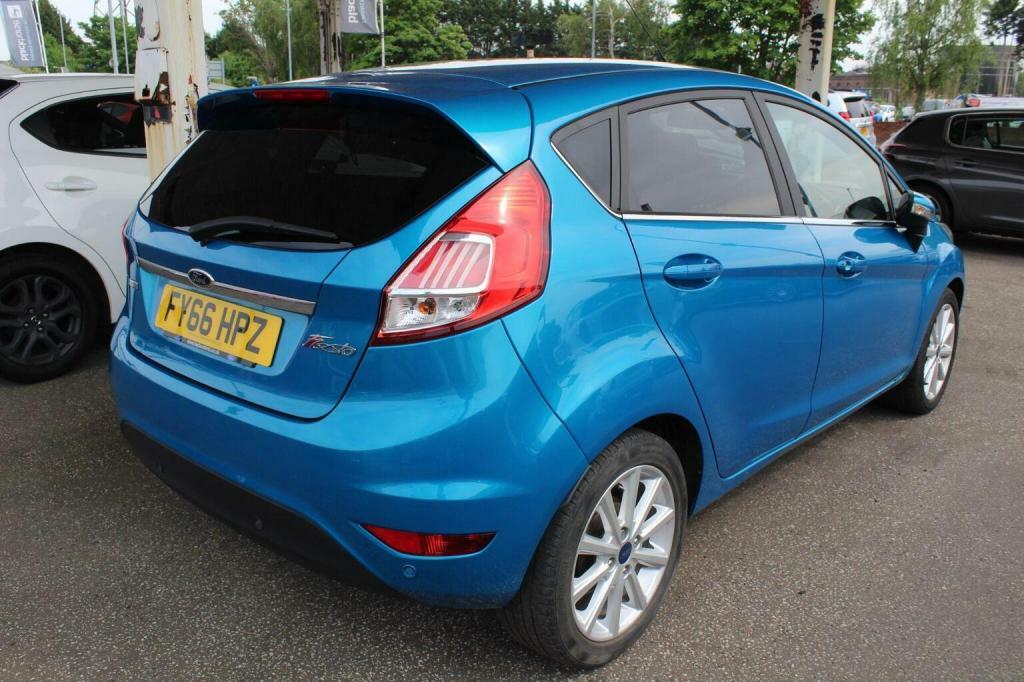 Ford Fiesta Hatchback 1.0T Ecoboost Titanium Euro 6 Ss FY66HPZ Blue #5