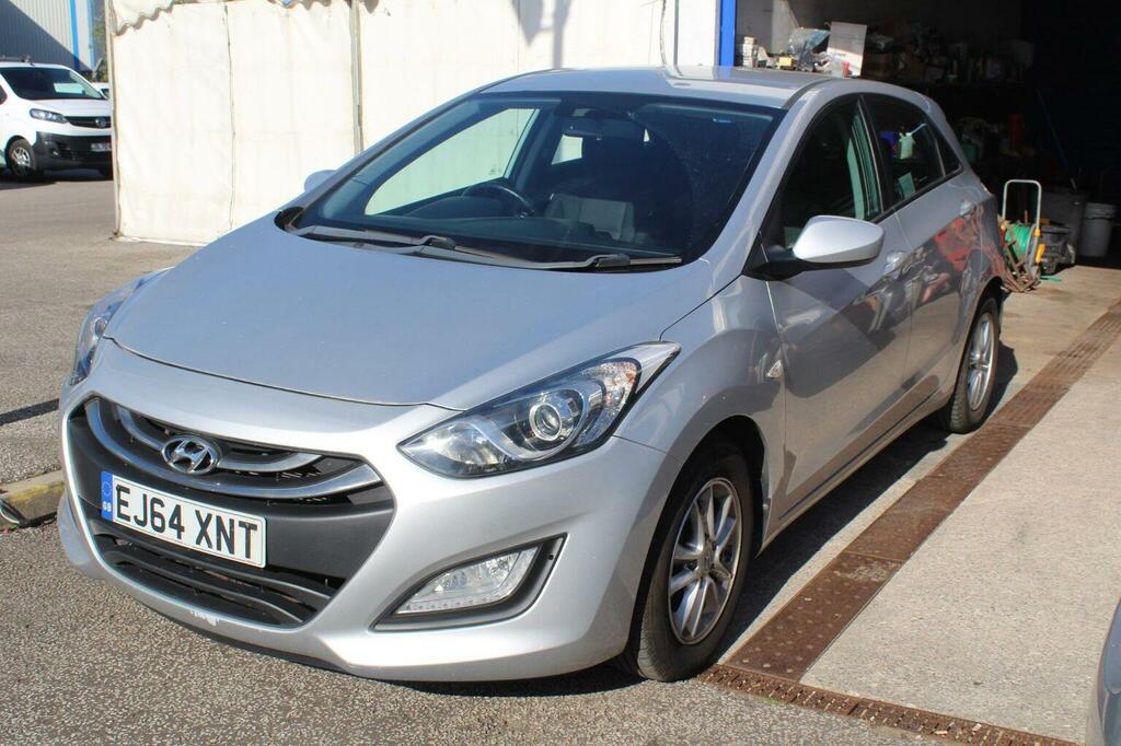 Hyundai I30 Hatchback 1.4 Active Euro 5 201464 Silver