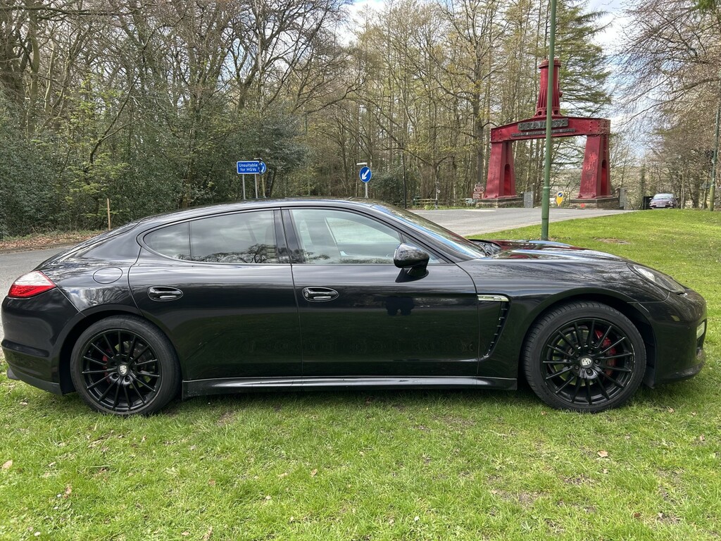 Porsche Panamera 3.0 D V6 Platinum Edition Black