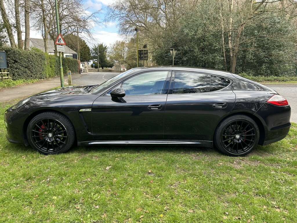 Porsche Panamera 3.0 D V6 Platinum Edition A17KKM Black #5
