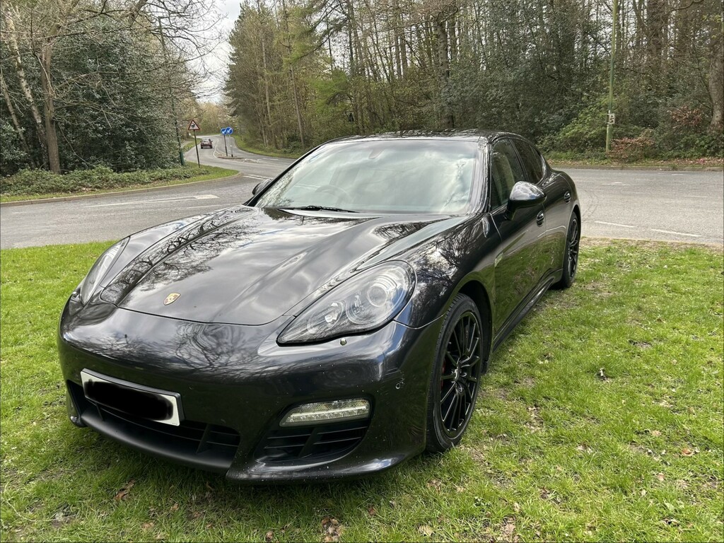 Porsche Panamera 3.0 D V6 Platinum Edition A17KKM Black #4