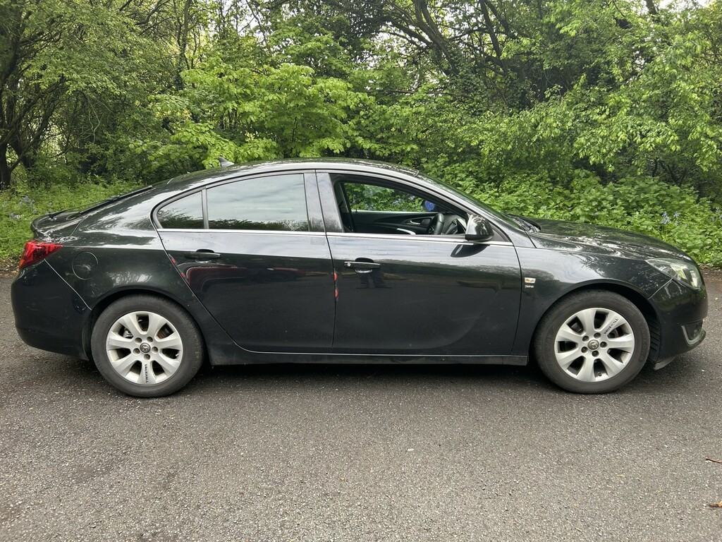 Vauxhall Insignia 1.6 Cdti Sri Nav Black