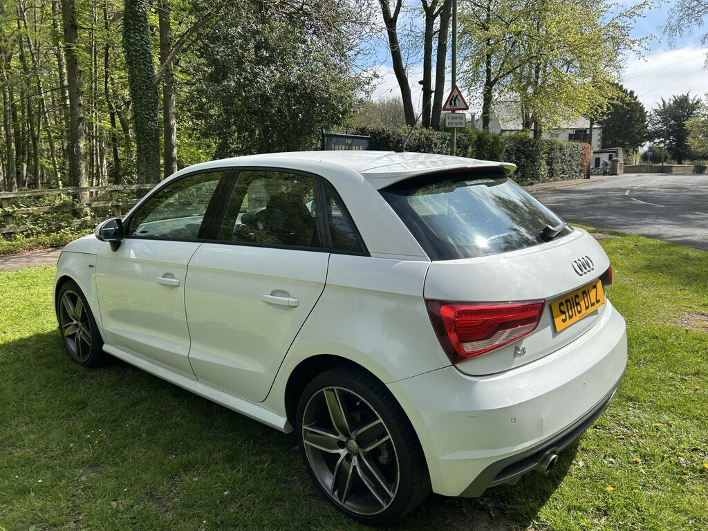 Audi A1 1.6 Tdi S Line SD16DLZ White #6