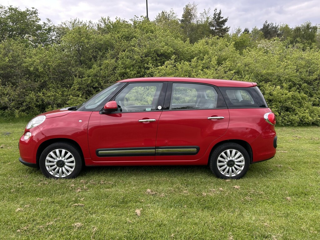 Fiat 500L Mpw 1.3 500L Mpw Pop Star 1.3 Multijet 85Hp 7 Seater Red #5