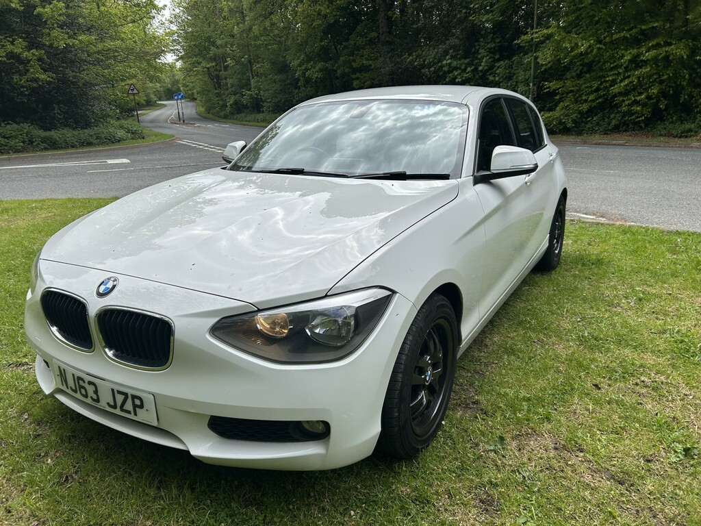 BMW 1 Series 1.6 116D Efficientdynamics 5-Door NJ63JZP White #4