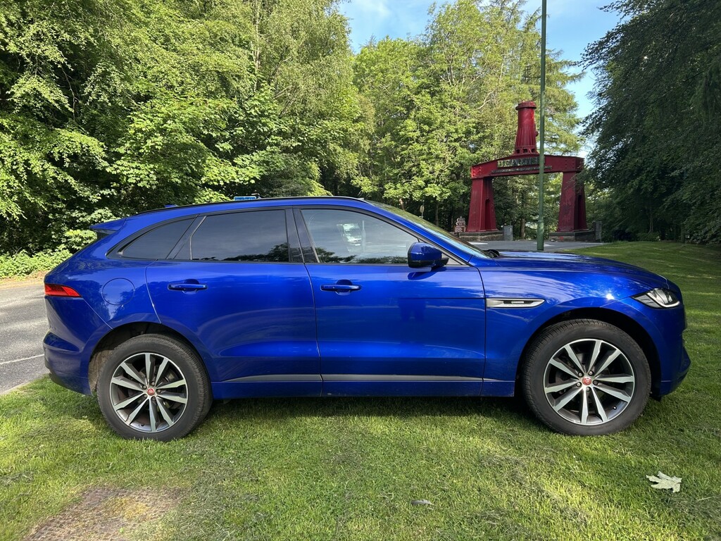 Jaguar F-Pace 2.0 D180 R-sport Blue