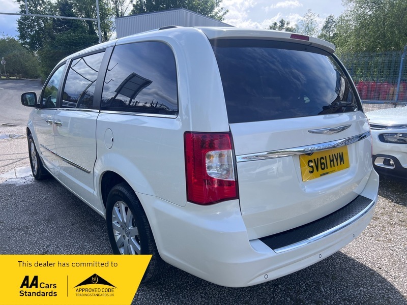 Chrysler Grand Voyager 2.8 Crd Limited Mpv SV61HYM White #6