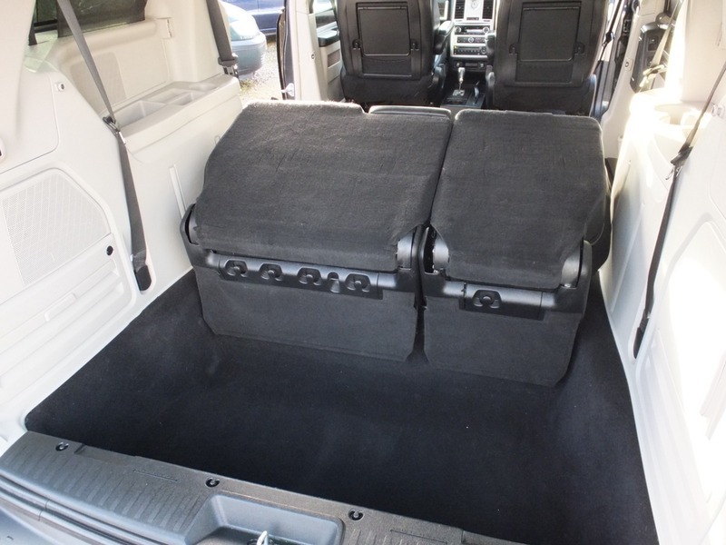 Chrysler Grand Voyager Limited Crd Silver #27