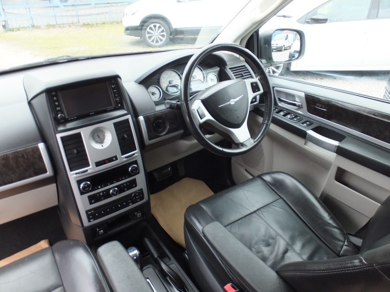 Chrysler Grand Voyager Limited Crd Silver #24
