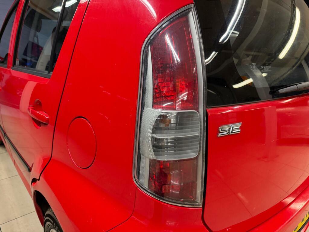 Daihatsu Sirion Hatchback Red #12