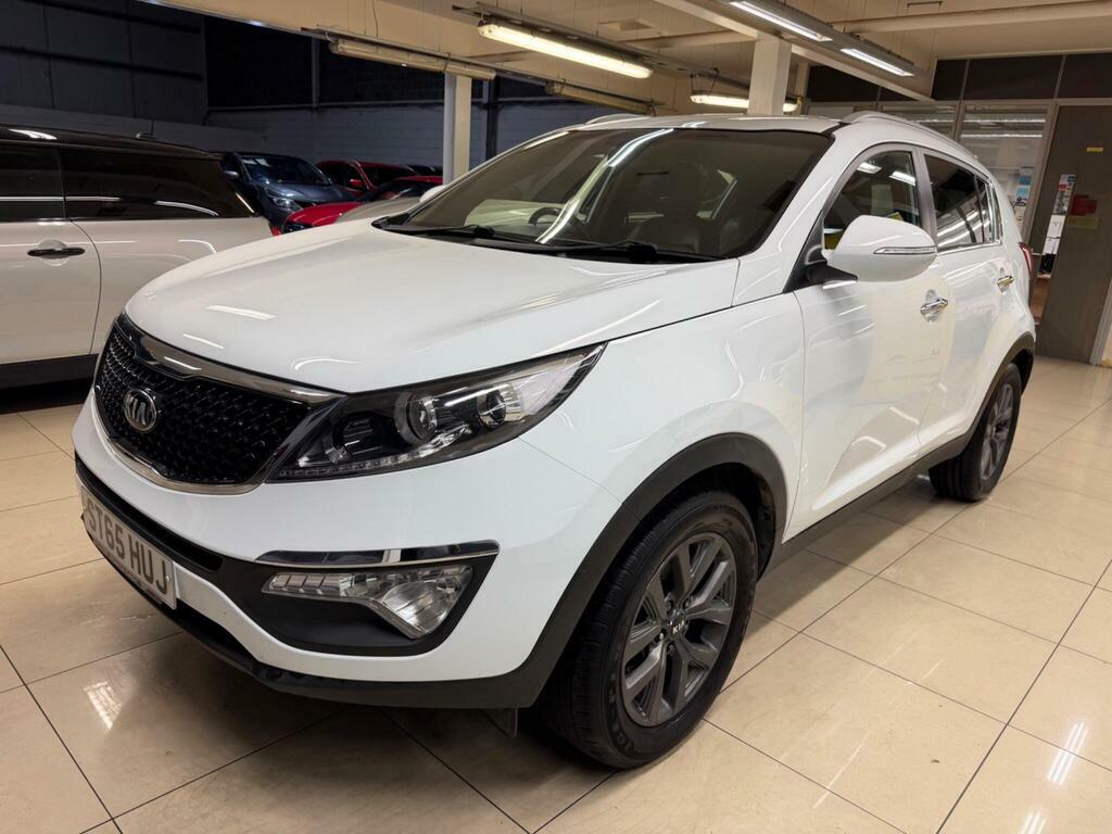 Kia Sportage 1.7 Crdi Ecodynamics Axis Edition 2Wd Euro 6 S S ST65HUJ White #3
