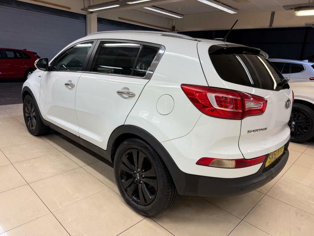 Kia Sportage 2.0 Crdi Kx-3 Awd Euro 5 White #4