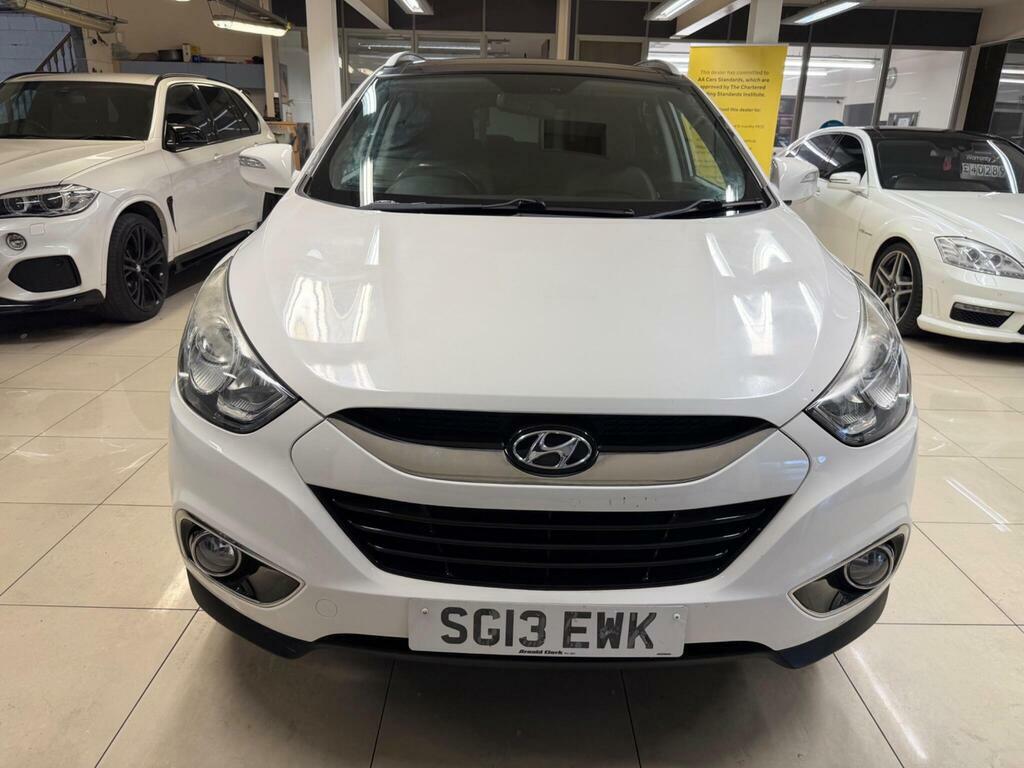 Hyundai Ix35 1.7 Crdi Premium Euro 5 S S SG13EWK White #2