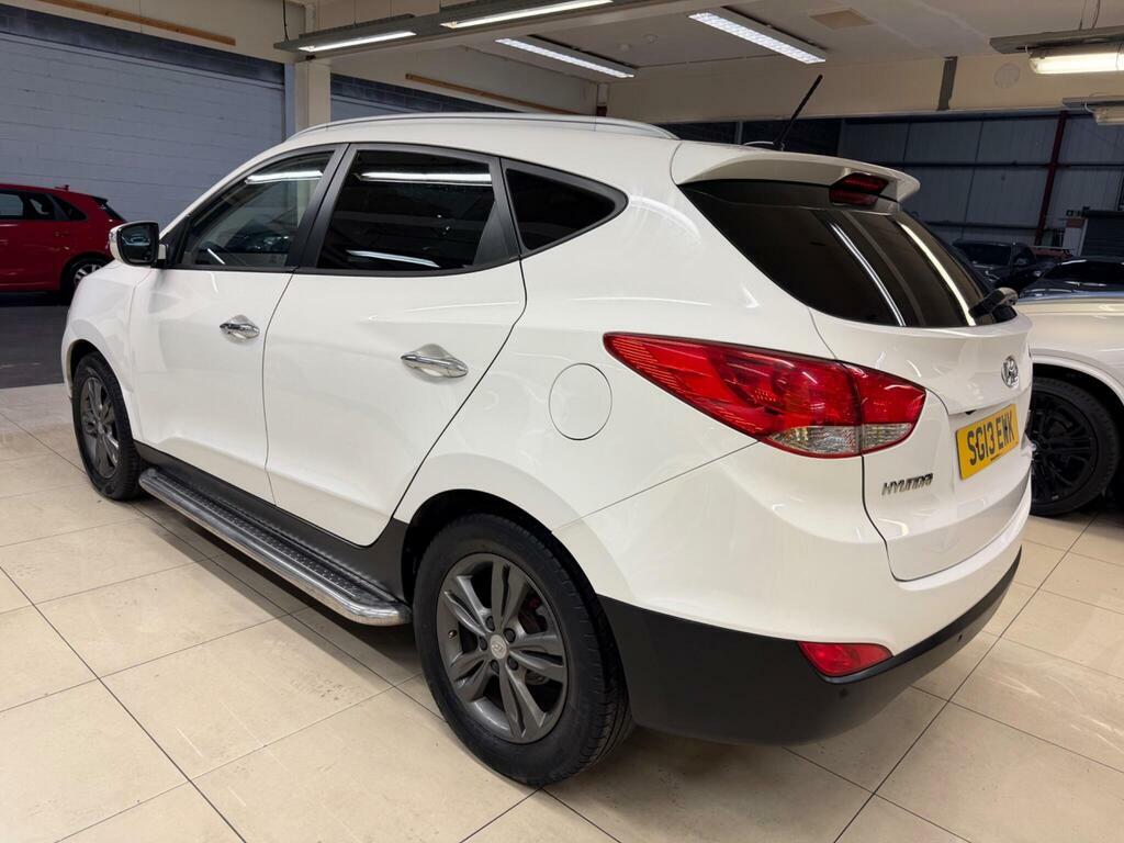 Hyundai Ix35 1.7 Crdi Premium Euro 5 S S SG13EWK White #4