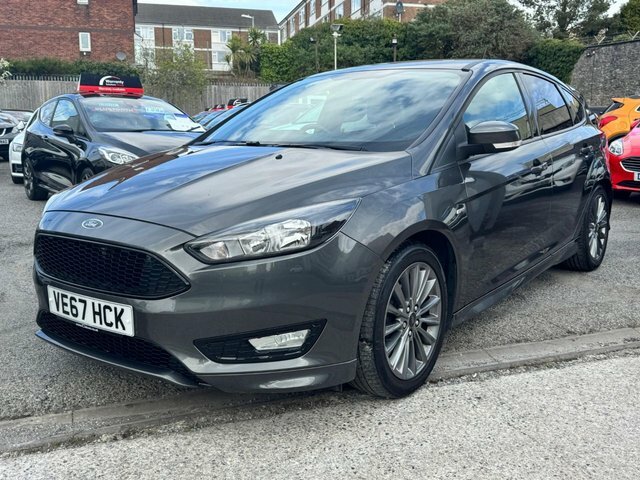 Ford Focus 2018 1.5 Tdci St-line Hatchback VE67HCK Grey #2