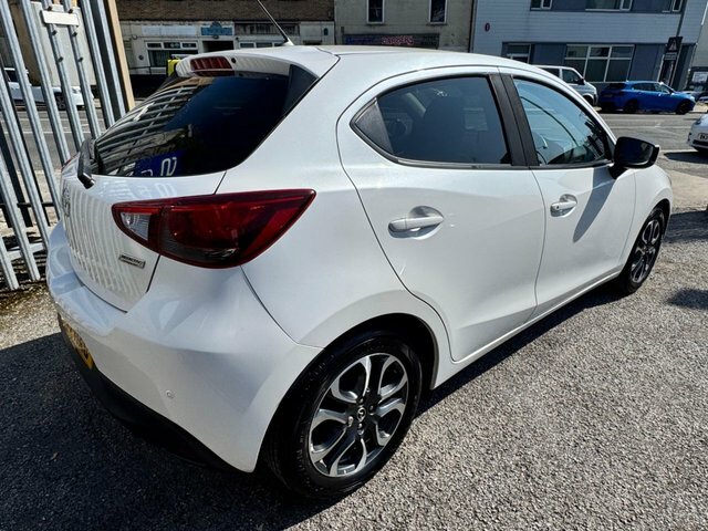 Mazda 2 2017 1.5 Skyactiv-g Tech Edition Hatchback Pet BV67HAU White #6