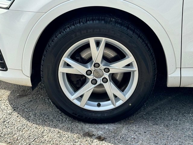 Audi Q3 2017 1.4 Tfsi Cod Sport Suv S Tronic Eu HK66XMR White #6