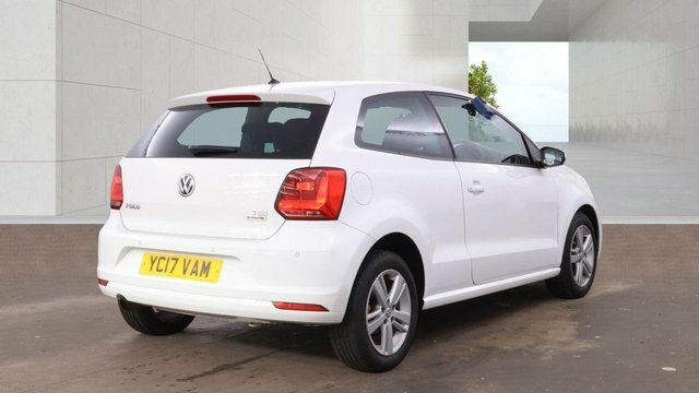 Volkswagen Polo 2017 1.2 Tsi Bluemotion Tech Match Edition Hatchba YC17VAM White #6