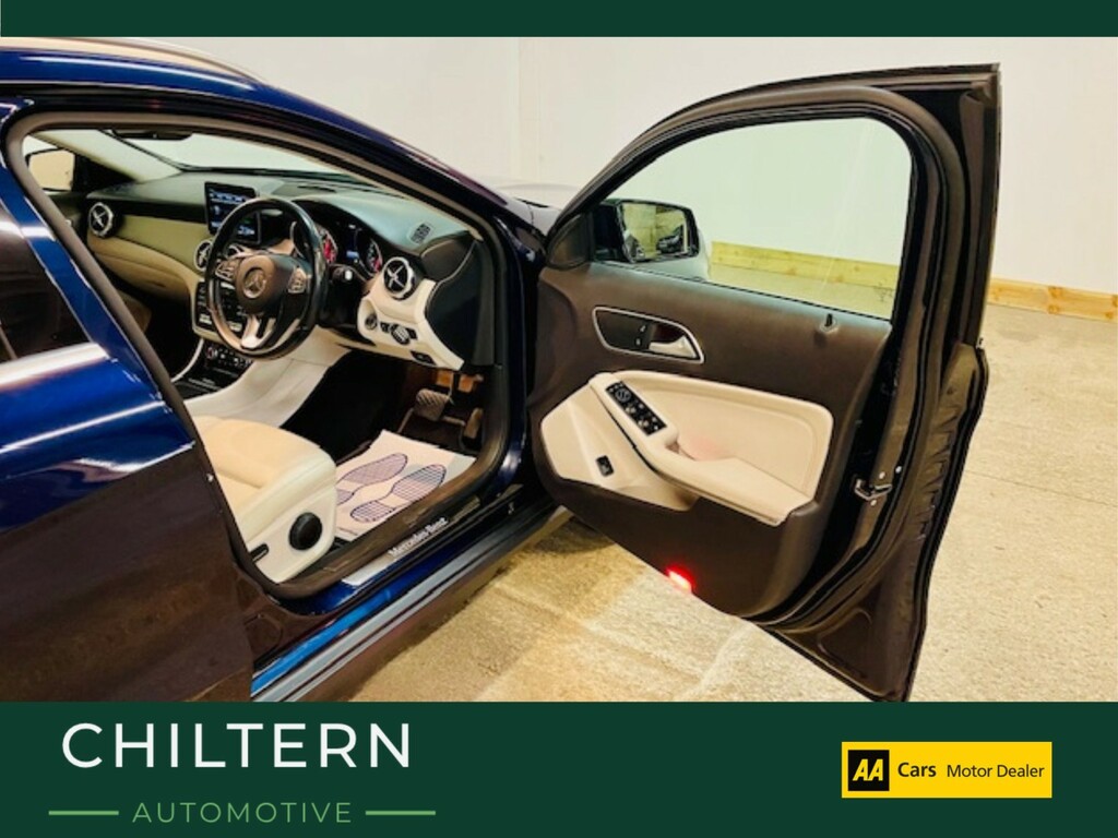Mercedes-Benz GLA Class 1.6 Gla200 Sport 2018 OU18KGG Blue #6