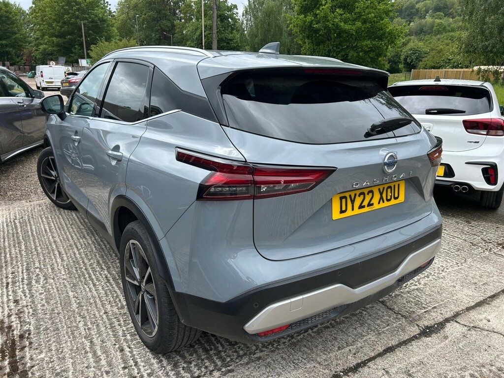 Nissan Qashqai 1.3 Dig-t Mhev Tekna Euro 6 Ss DY22XOU Grey #4