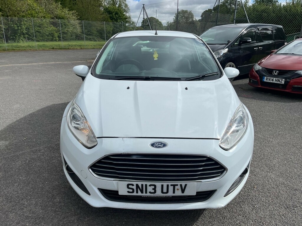 Ford Fiesta 1.0T Ecoboost Zetec Euro 5 Ss SN13UTV White #2