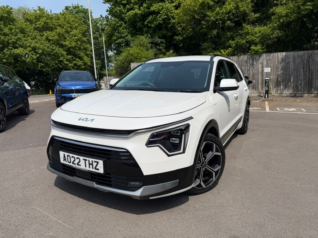 Kia Niro 1.6 Gdi Phev 3 Dct A022THZ White #3