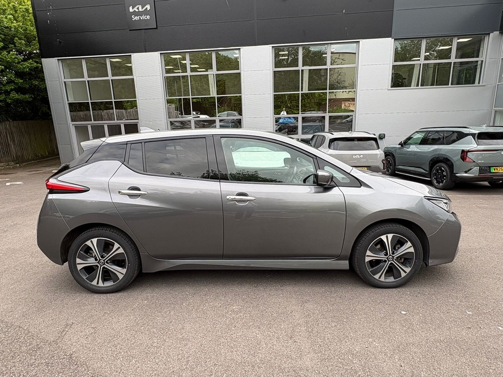 Nissan Leaf 160Kw E Tekna 62Kwh VE70HOJ Grey #5