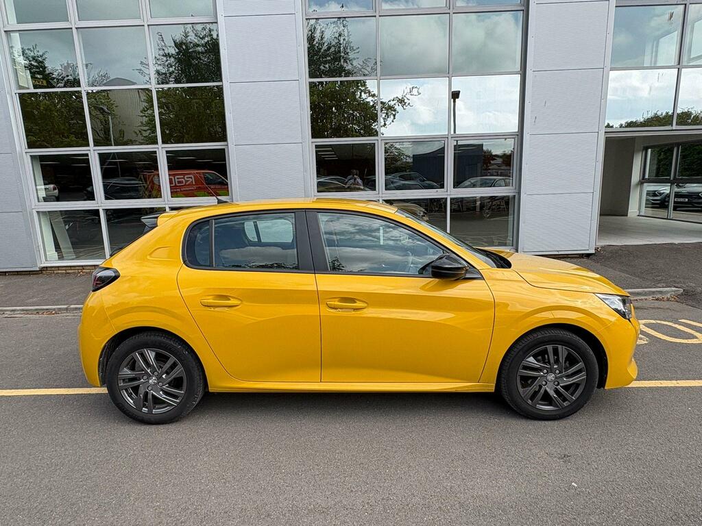 Peugeot 208 1.2 Puretech Active Premium GJ22GHU Yellow #6