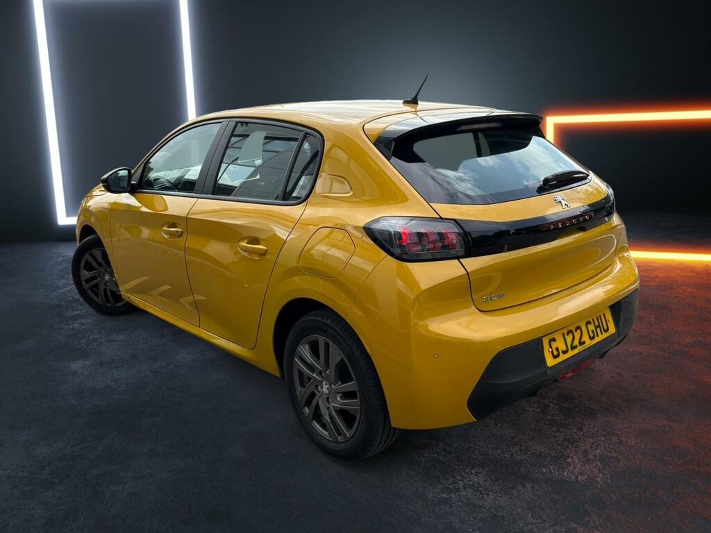 Peugeot 208 1.2 Puretech Active Premium GJ22GHU Yellow #2