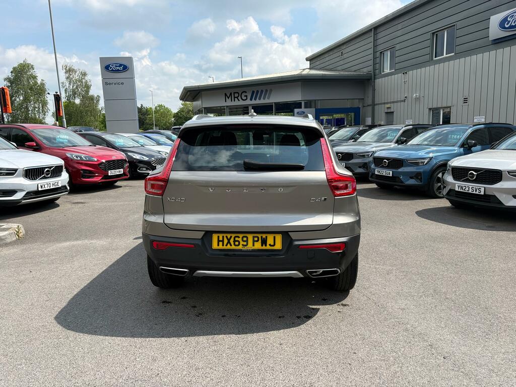 Volvo XC40 2.0 D4 190 Inscription Pro Awd Geartronic HX69PWJ Grey #4