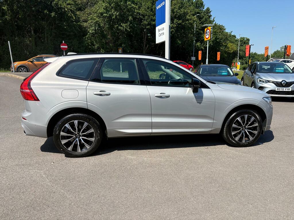 Volvo XC60 2.0 B5p Plus Dark Awd Geartronic EF73MBX Silver #6