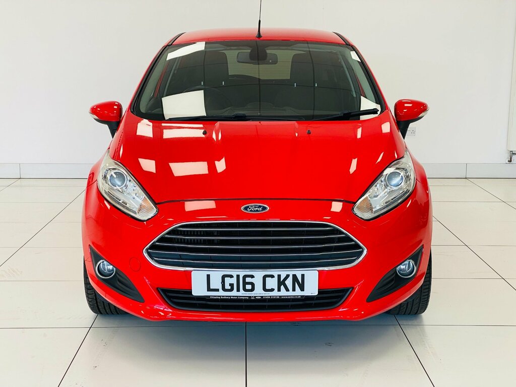 Ford Fiesta Ecoboost Titanium Hatchback Euro LG16CKN Red #4