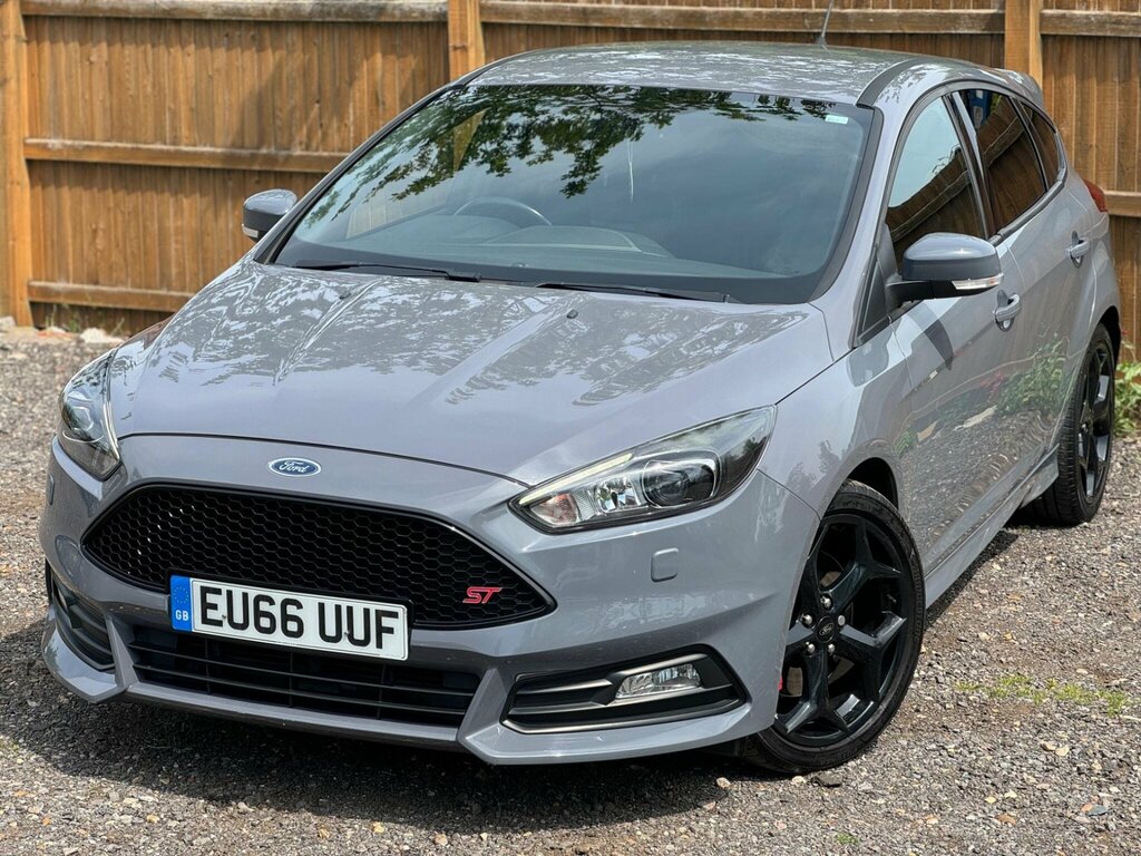Ford Focus 2.0T Ecoboost St-3 Euro 6 Ss EU66UUF Grey #3