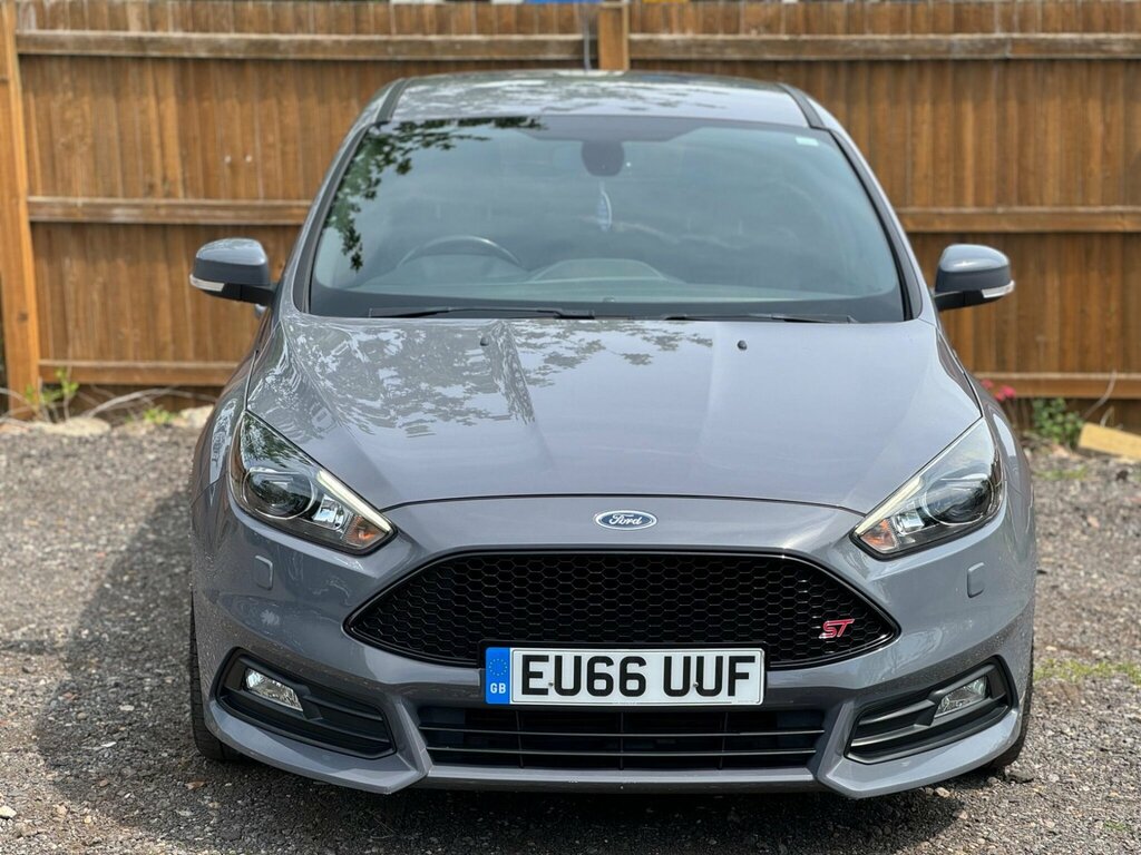 Ford Focus 2.0T Ecoboost St-3 Euro 6 Ss EU66UUF Grey #2