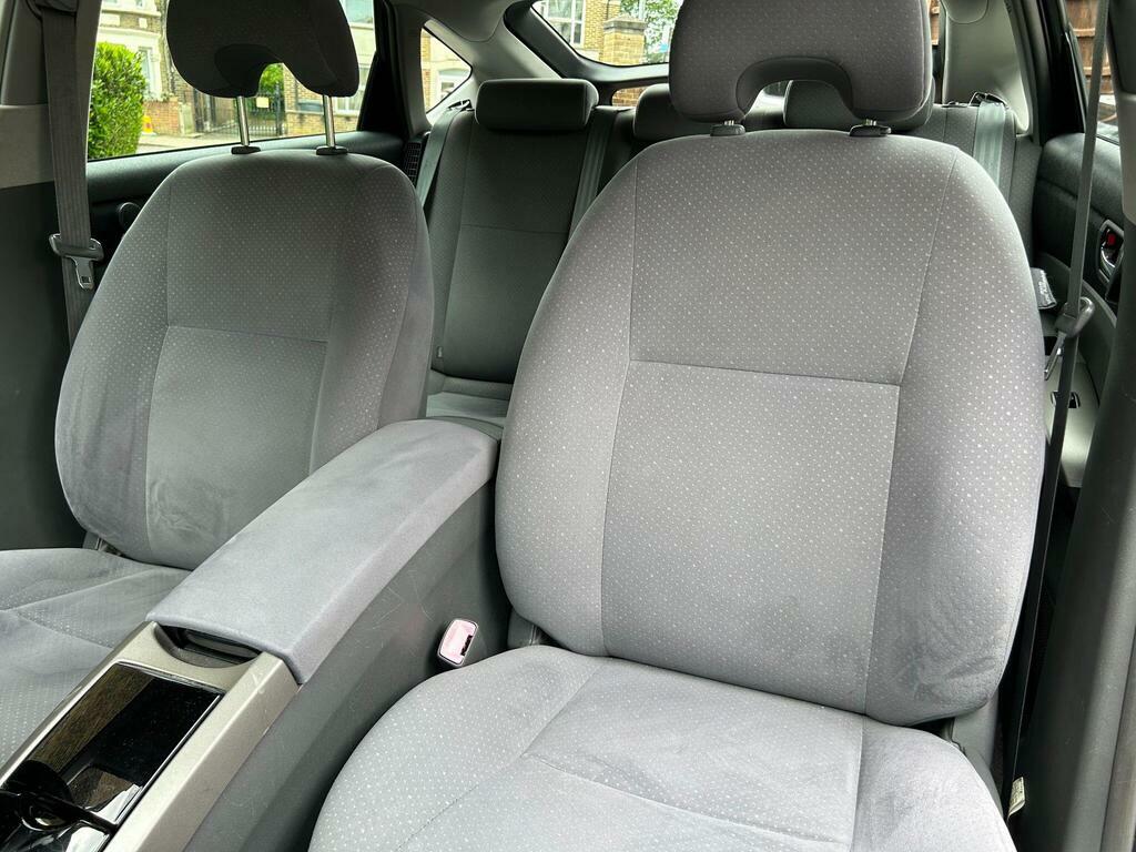 Toyota Prius Black #22
