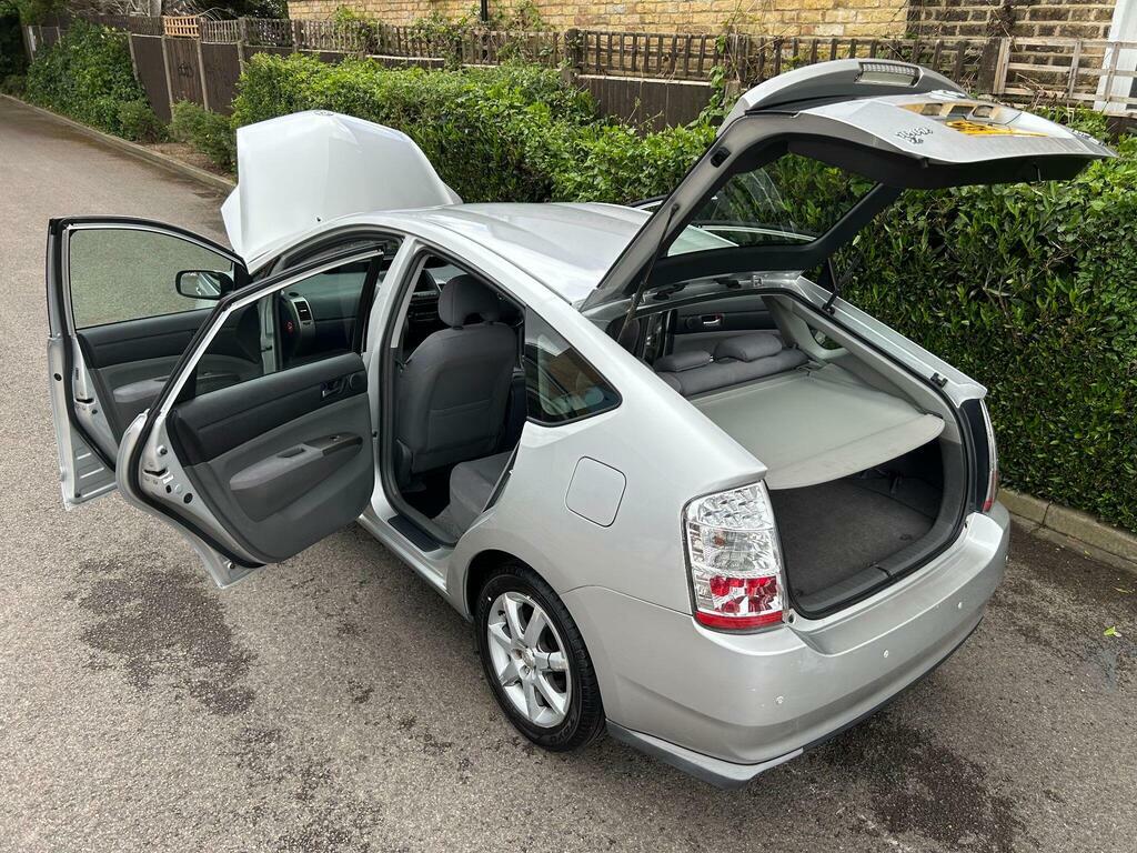 Toyota Prius Black #67