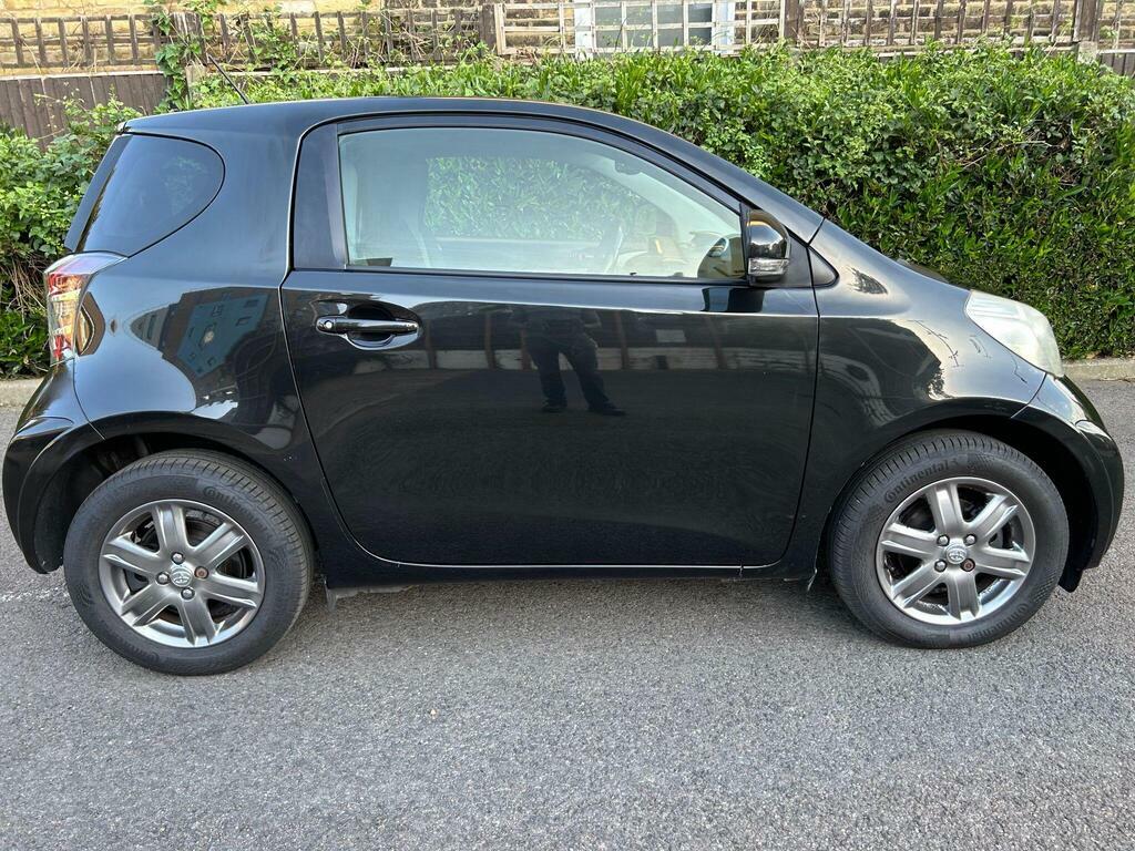 Toyota IQ 1.0 Vvt-i 2 Multidrive Euro 5 Black #5